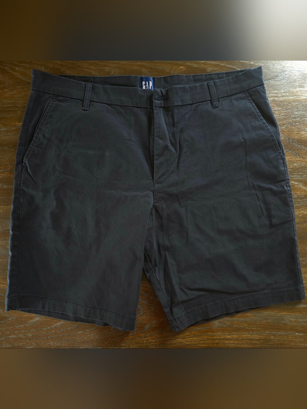 🦁GAP Black Flat-Front Chino Shorts For Men